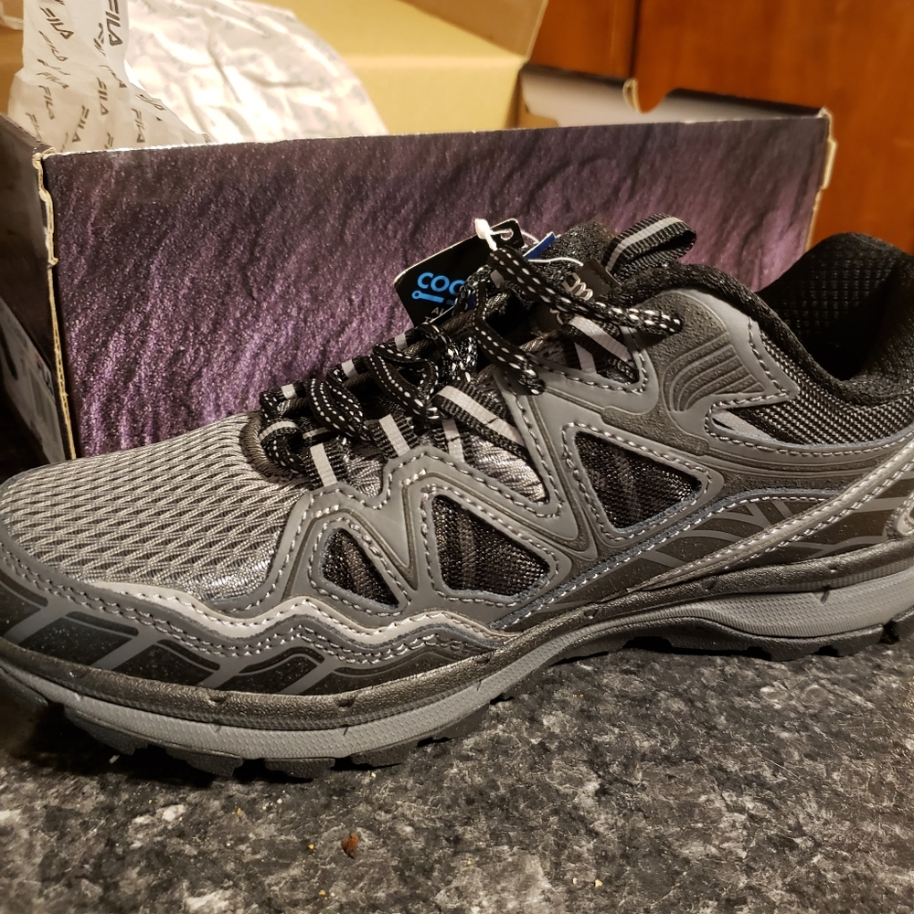 NIB Fila shoes